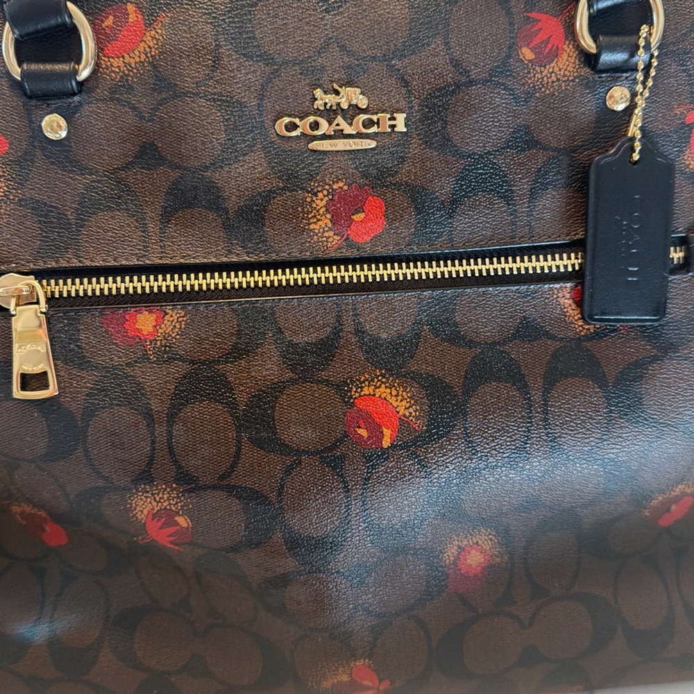 Coach Black and Brown Tote with Red Accents - Picture 11 of 15